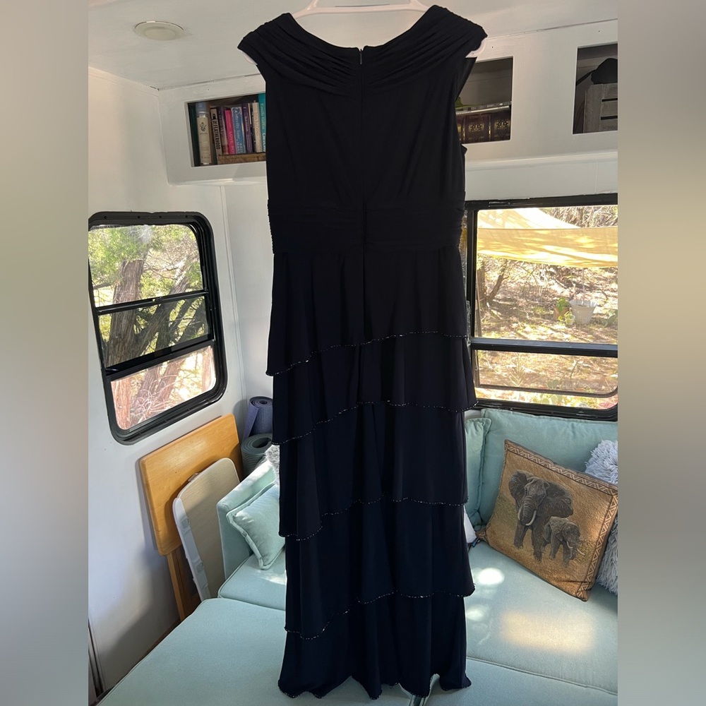 Gorgeous Black Formal Dress by Patra (size: 10P) - Picture 2 of 3